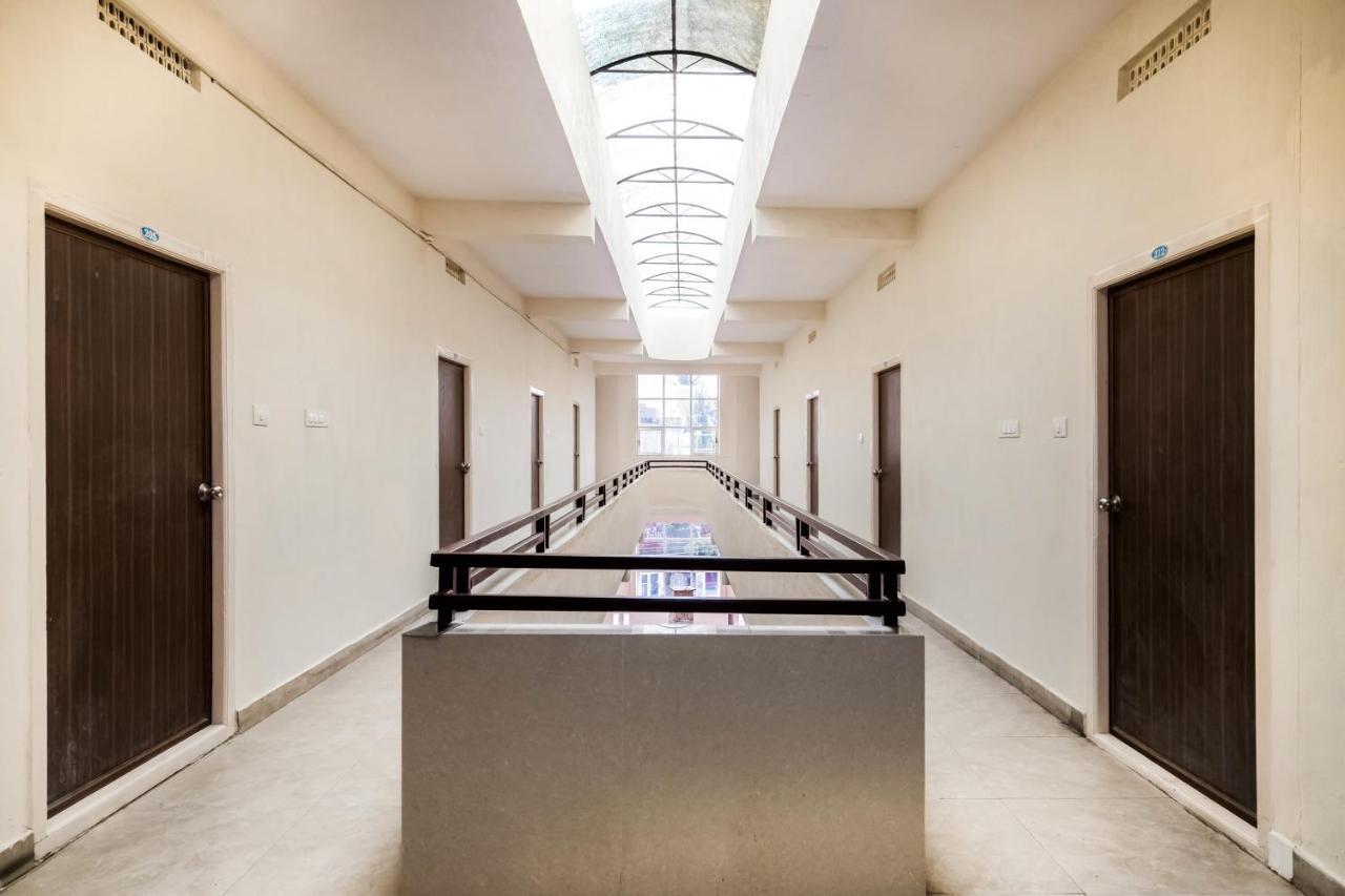 מלון Kākināda Super Oyo G P Residency מראה חיצוני תמונה