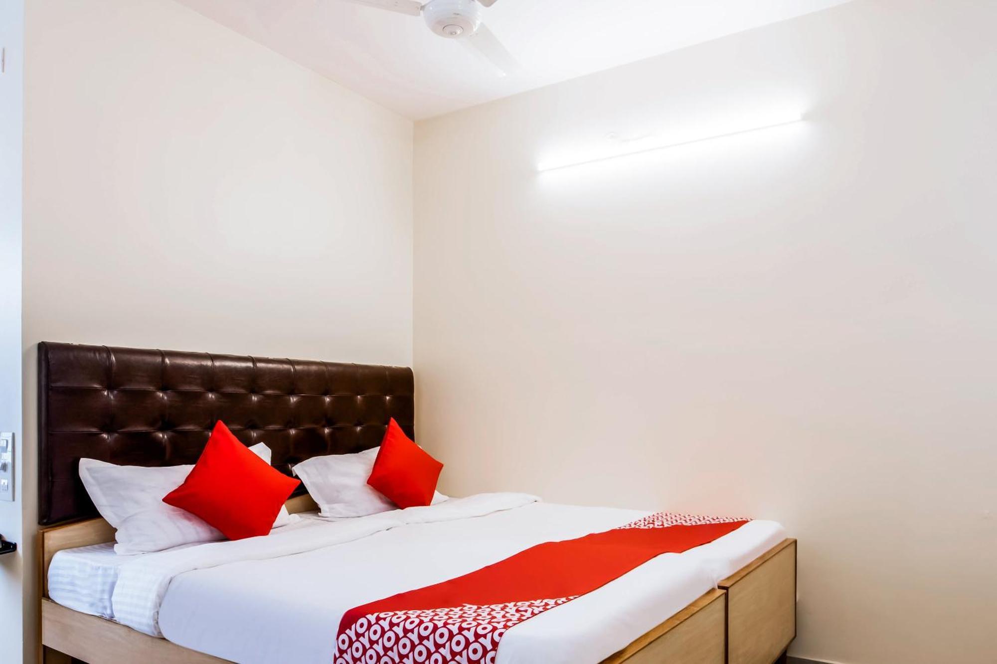 מלון Kākināda Super Oyo G P Residency מראה חיצוני תמונה